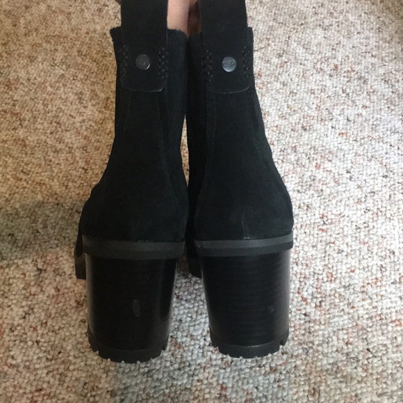 UGG Black Suede High Heel Pull-on Boots - Picture 13 of 16